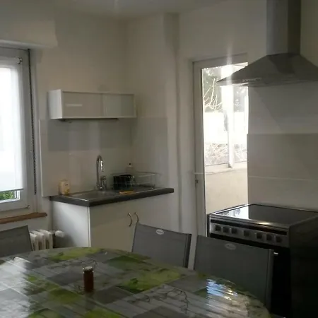 Rotonde Apartment *
